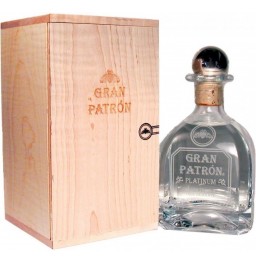 Текила "Gran Patron" Platinum, wooden box, 0.75 л